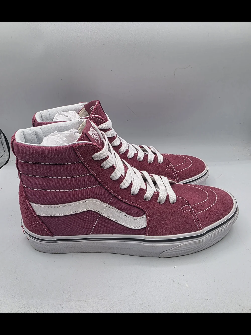 Vans Women Sk8-Hi Suede/Canvas High Top Sneaker Wine/White Color. Sz 8.